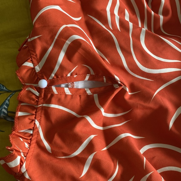 NWOT SHEIN High Neck Blouse Zebra stripe Lantern Sleeve Blouse - Picture 3 of 3